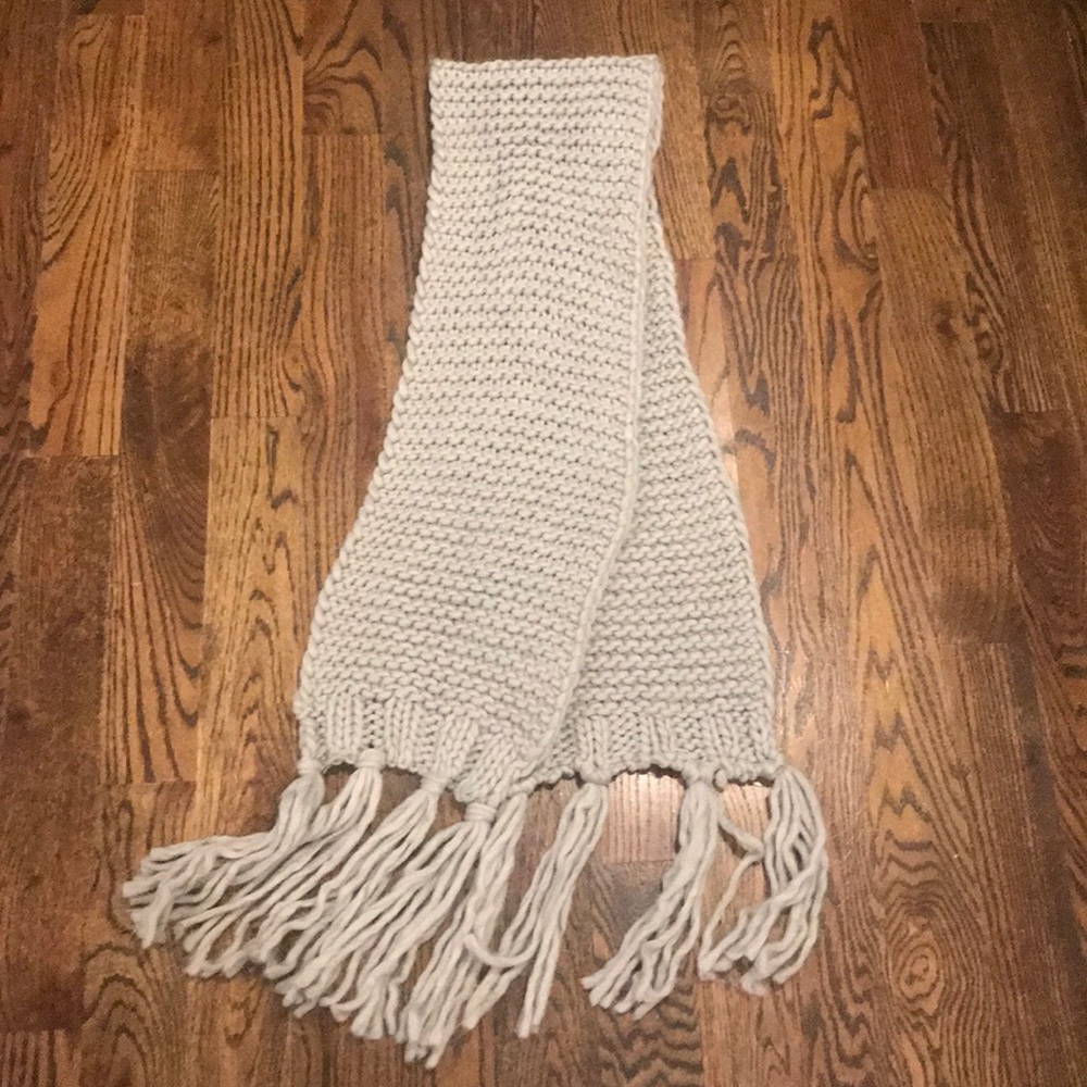 Gray scarf ❄️